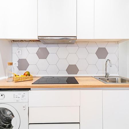 Edsam Madrid Apartments White Extérieur photo