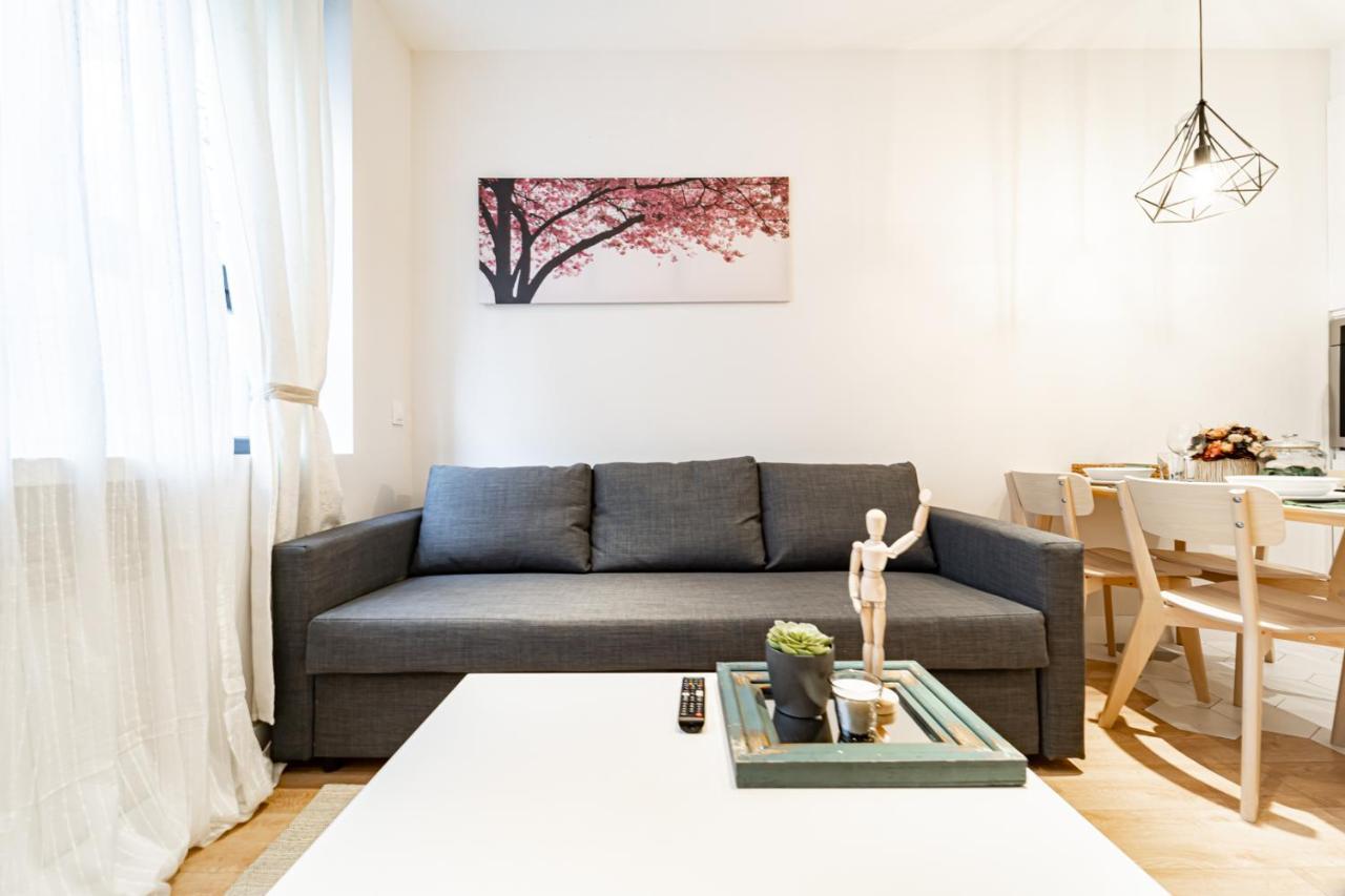 Edsam Madrid Apartments White Extérieur photo