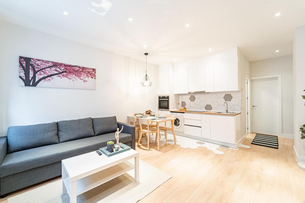 Edsam Madrid Apartments White Extérieur photo