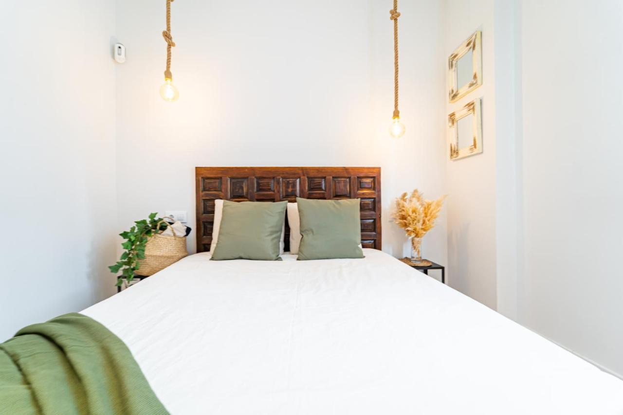 Edsam Madrid Apartments White Extérieur photo