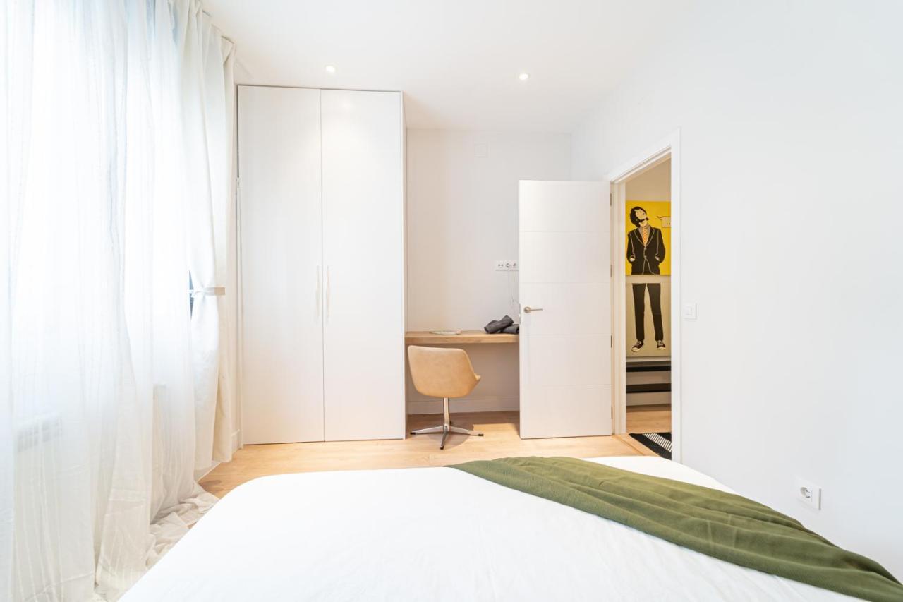 Edsam Madrid Apartments White Extérieur photo