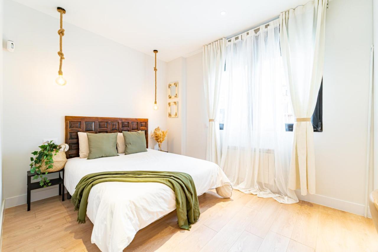Edsam Madrid Apartments White Extérieur photo